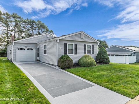 Homes For Sale - 193 Torrey Pines Drive<br/> Toms River, NJ 08757