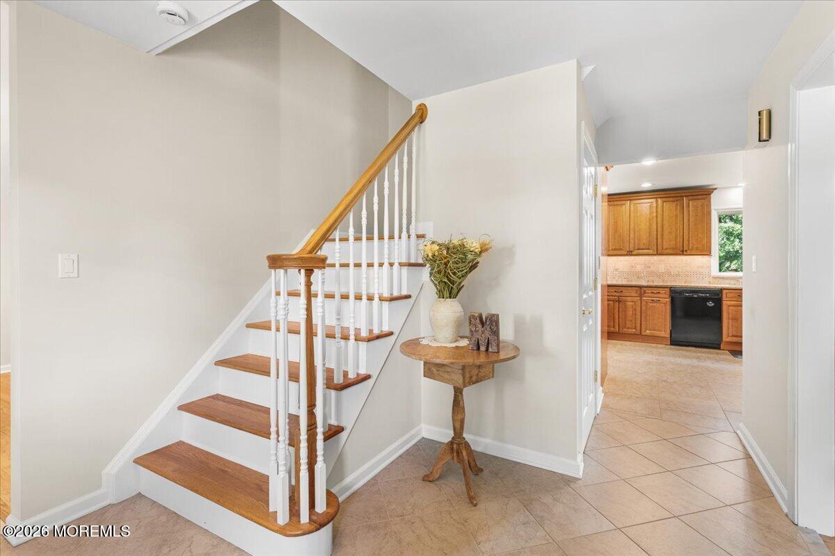 33 Stonehenge Drive