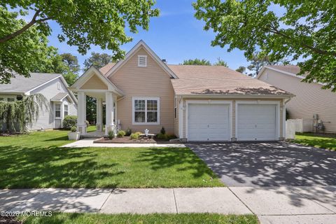 Photo of 21 Lakeland Drive, Barnegat, NJ 08005 (MLS # 22610698)