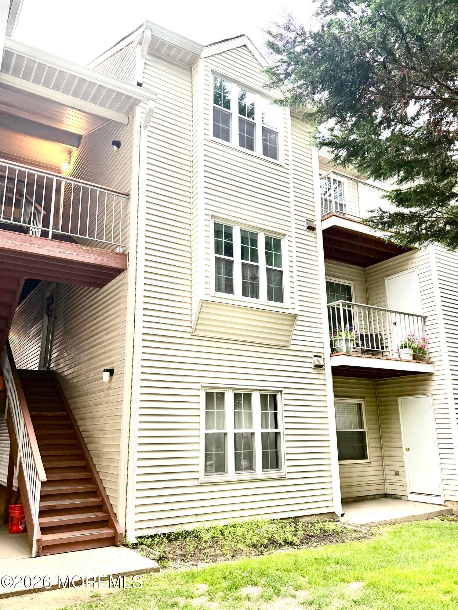 231 Atlantic Street 23