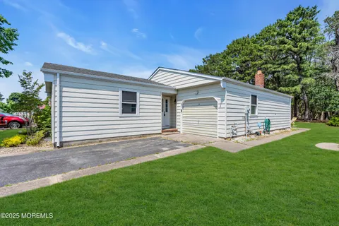 14 Portsmouth Drive, Toms River, NJ 08757 - #: 22516988