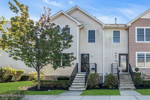 16 Charming Way Lakewood NJ 08701