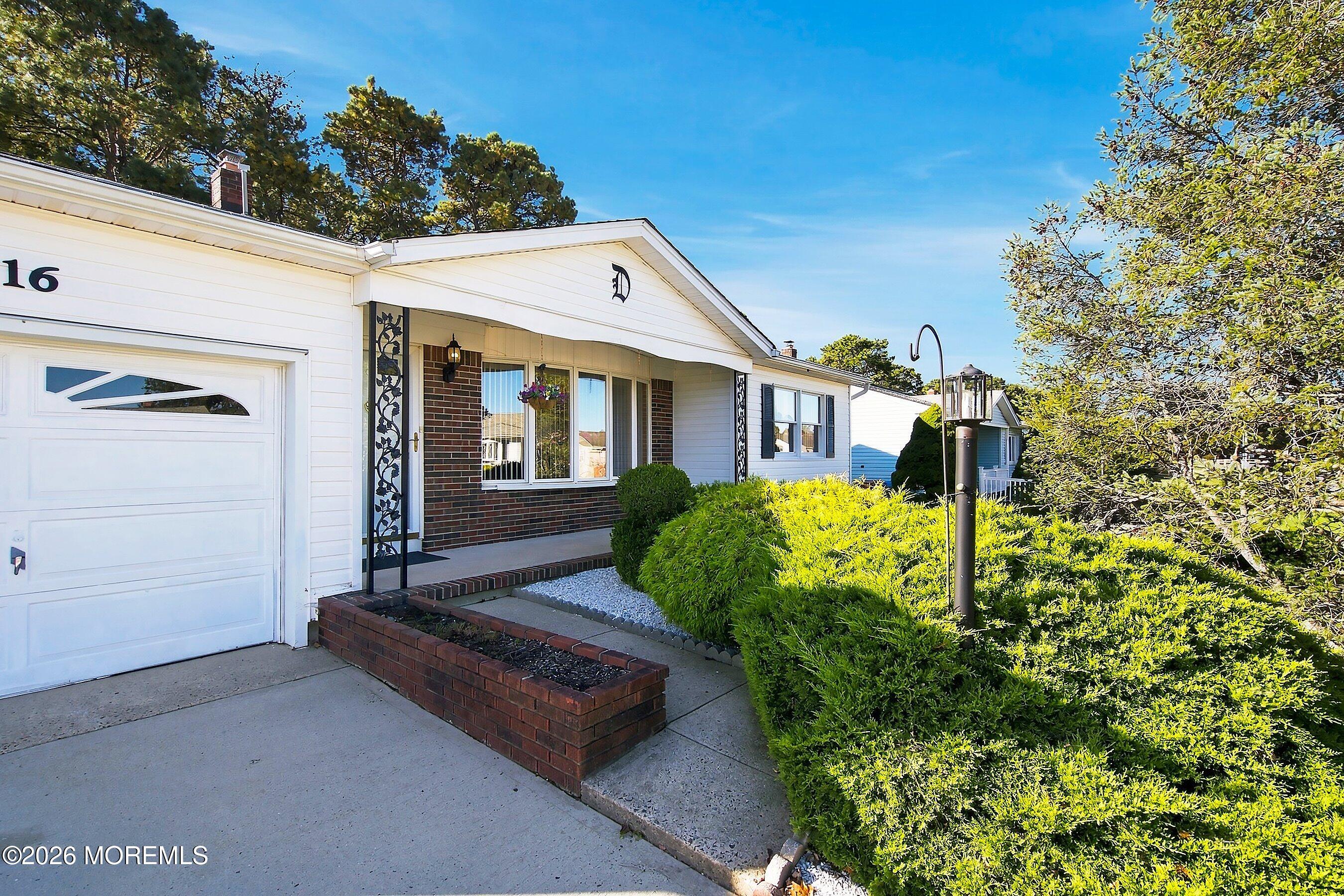 16 Westport Drive