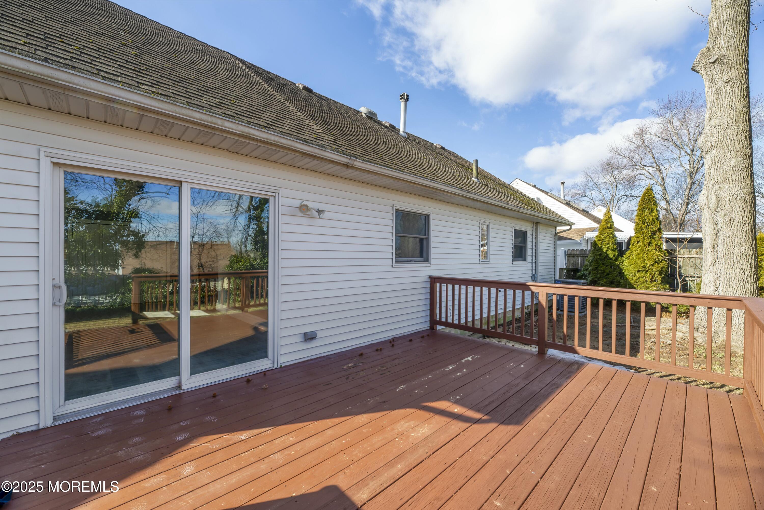 9 Ash Terrace, Parlin, New Jersey image 25