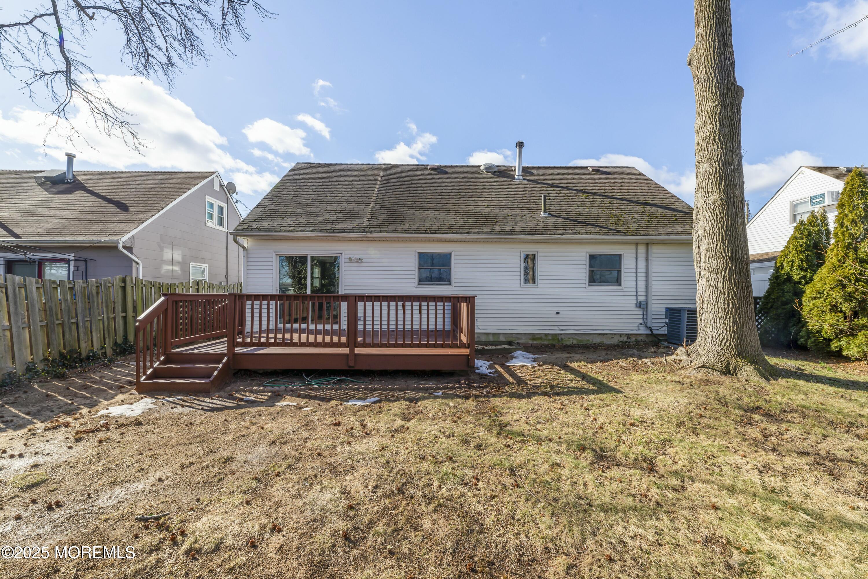 9 Ash Terrace, Parlin, New Jersey image 27