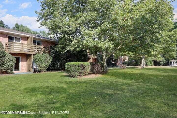 96 East Avenue 40