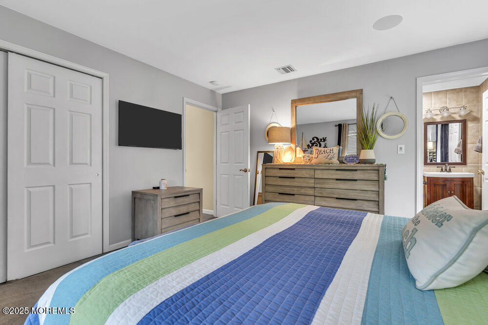 310 Wyckoff Road, Eatontown, New Jersey image 18
