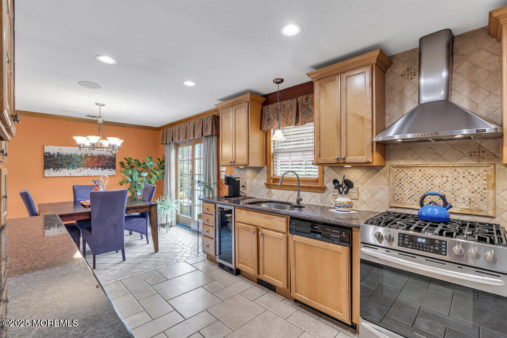 310 Wyckoff Road, Eatontown, New Jersey image 10