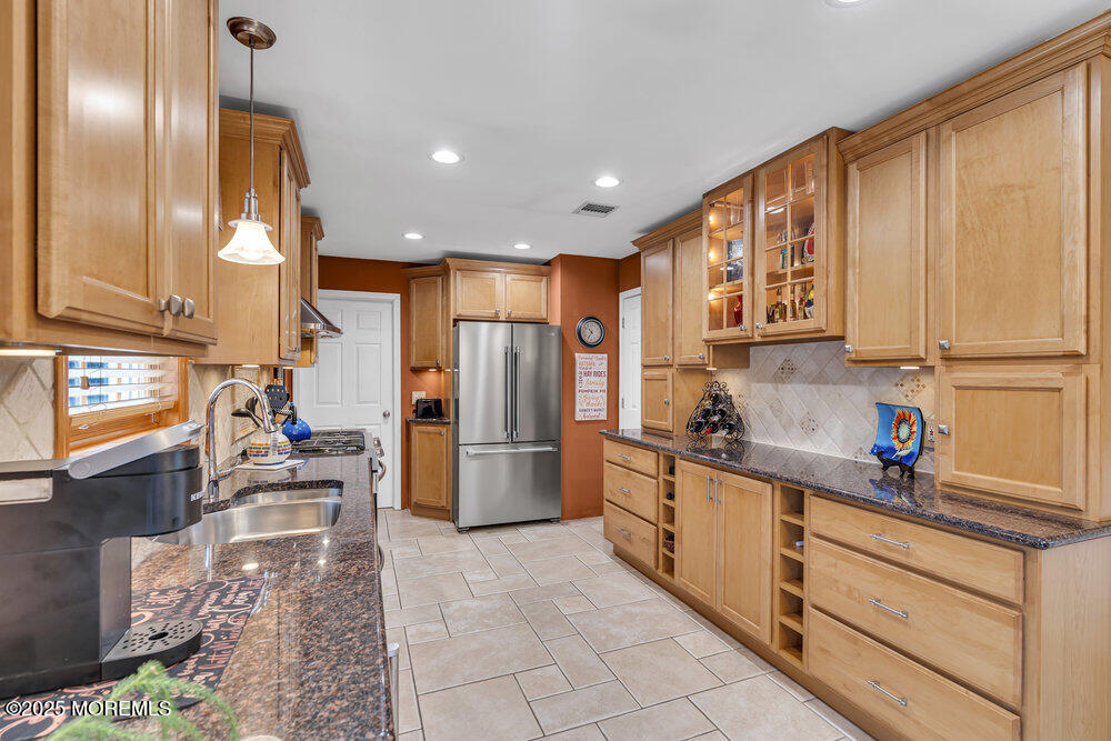 310 Wyckoff Road, Eatontown, New Jersey image 12