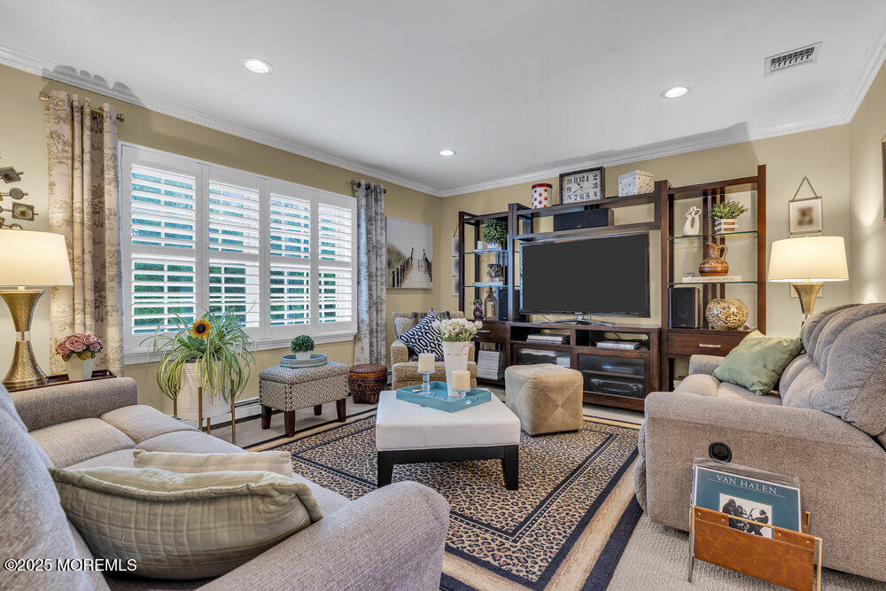 310 Wyckoff Road, Eatontown, New Jersey image 7