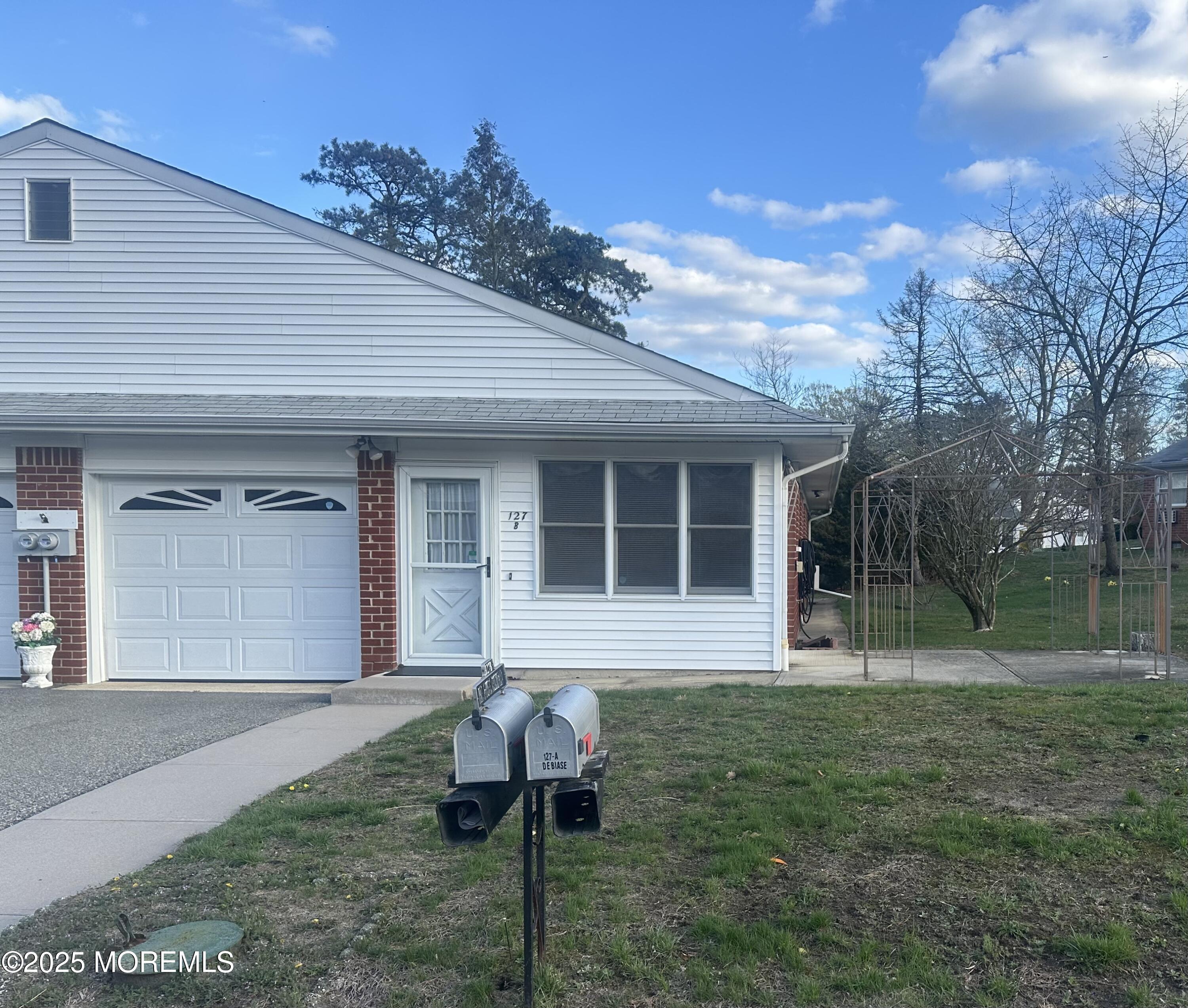 127B Tulip Court, Whiting, New Jersey image 1