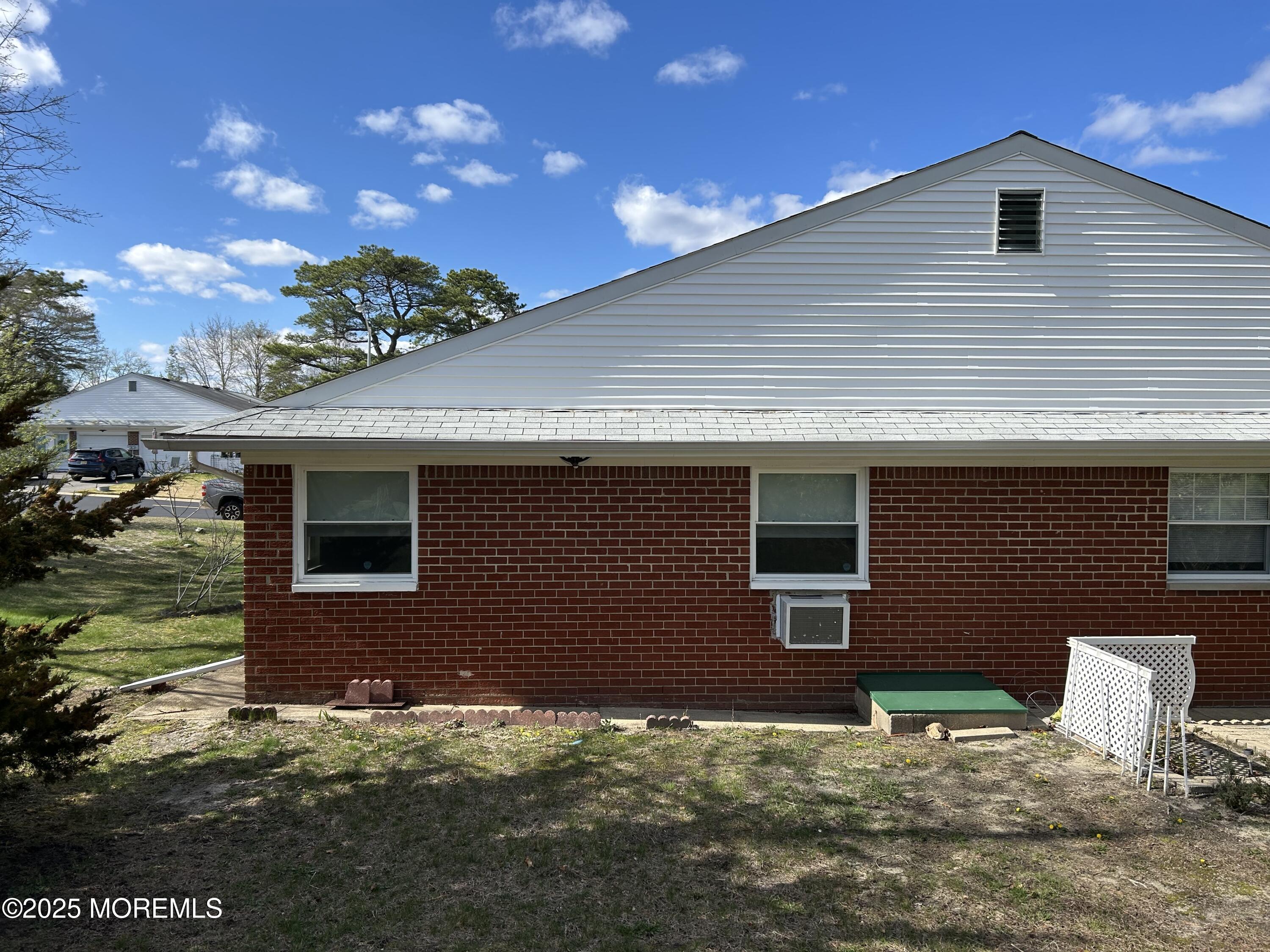 127B Tulip Court, Whiting, New Jersey image 4