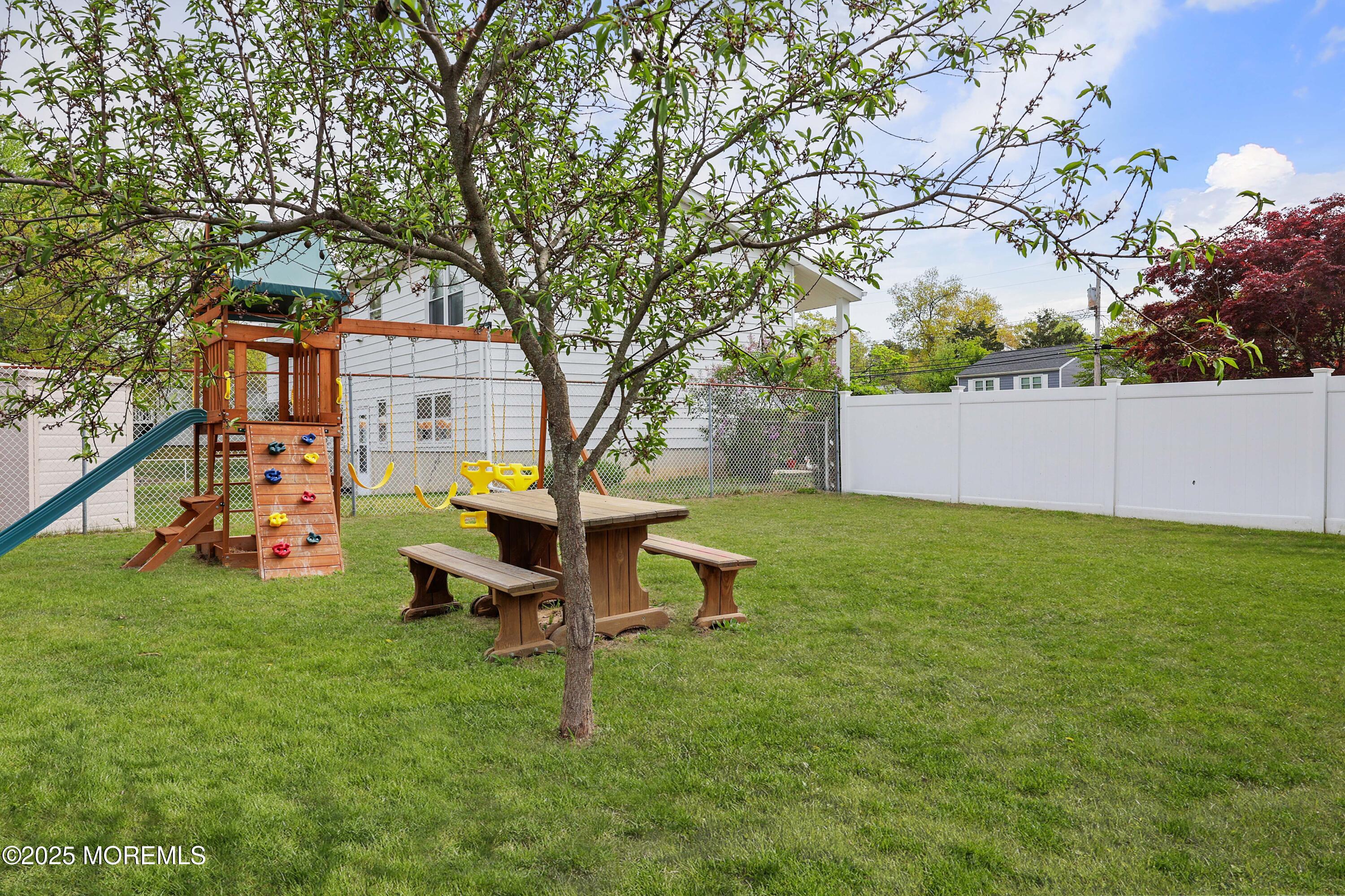 45 Cory Drive, Toms River, New Jersey image 32