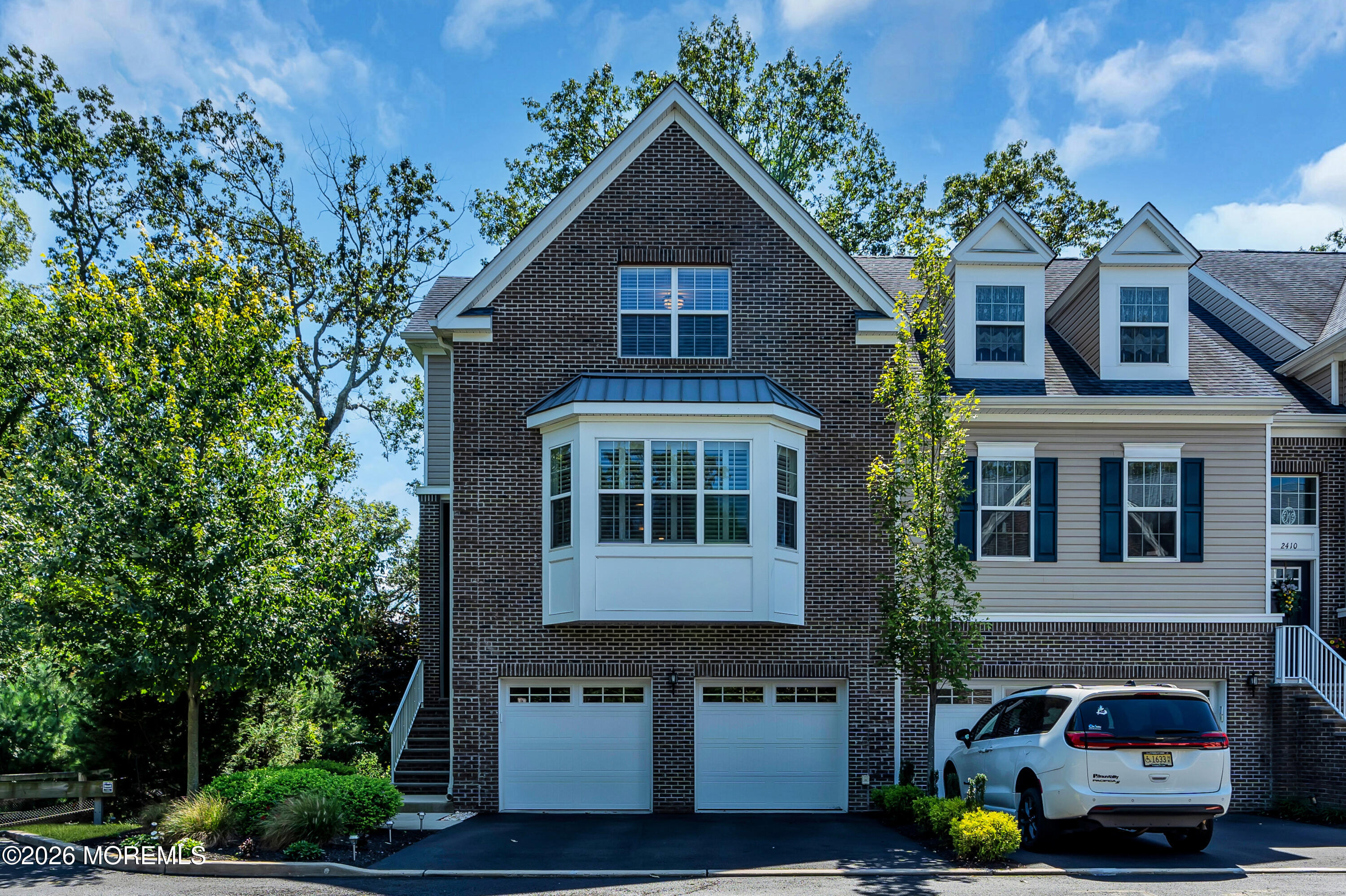 2412 Greentree Drive