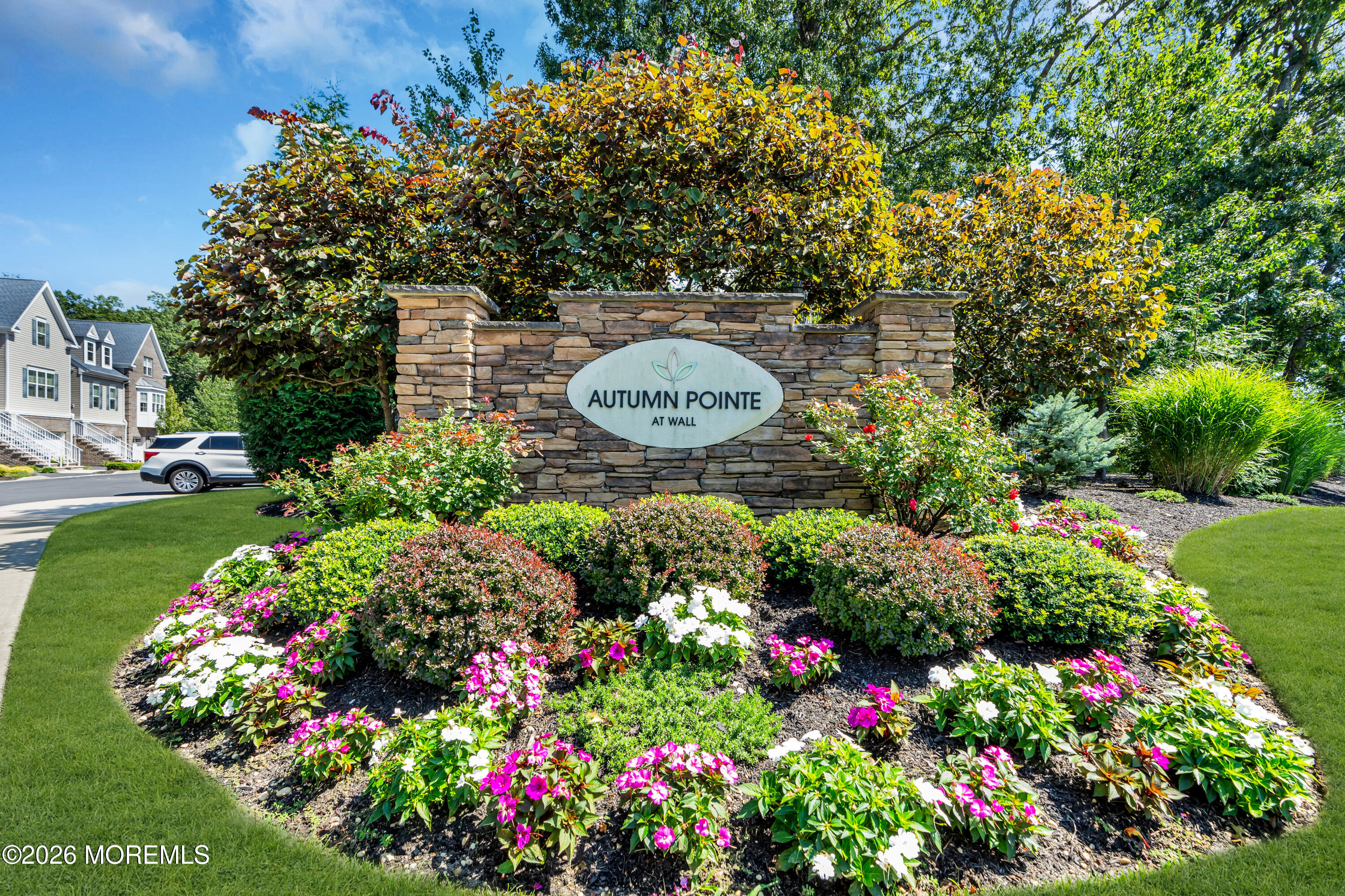 2412 Greentree Drive