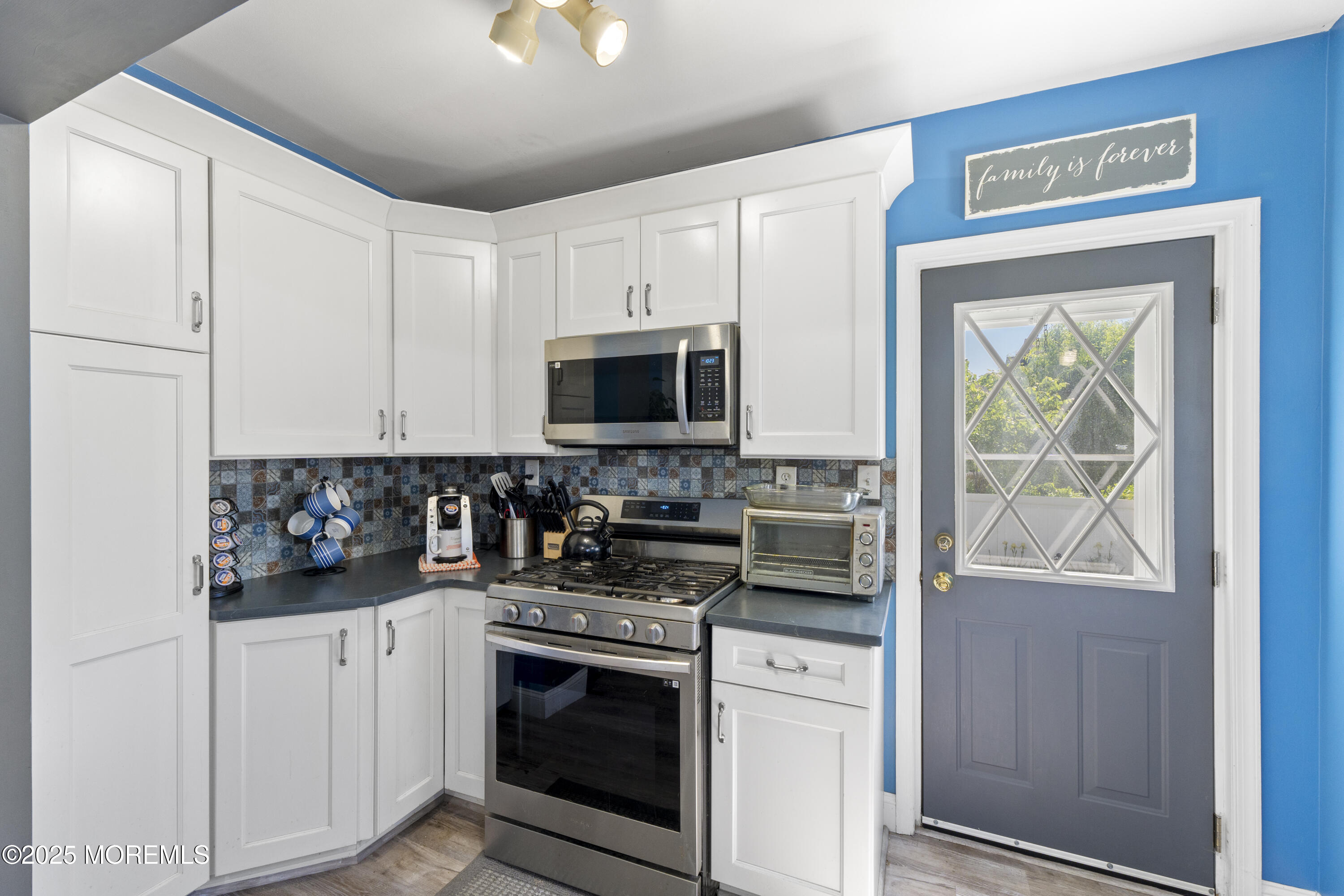 6 Hermann Street, Carteret, New Jersey image 10