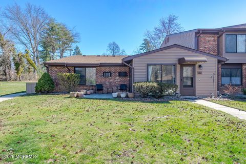 122 Manchester Court Red Bank NJ 07701