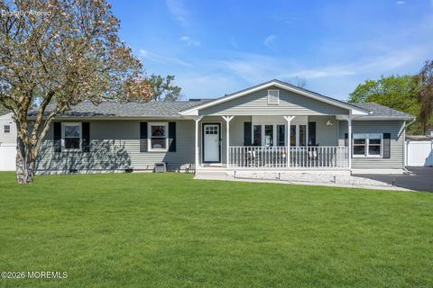 Photo of 1609 Seventh Avenue, Toms River, NJ 08757 (MLS # 22610549)