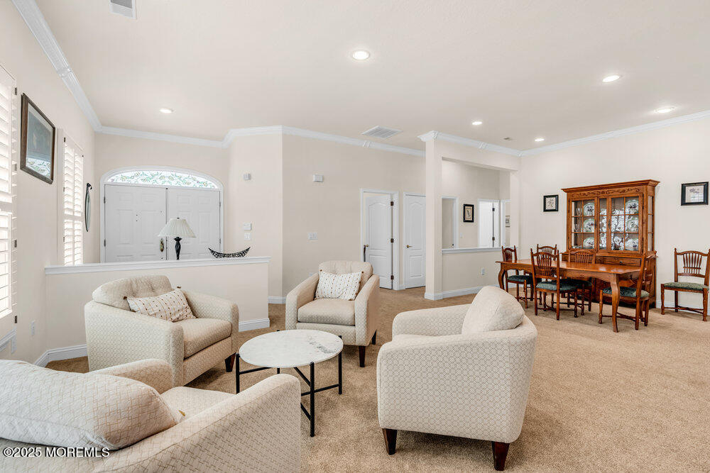 62 Springlawn Drive, Lakewood, New Jersey image 9