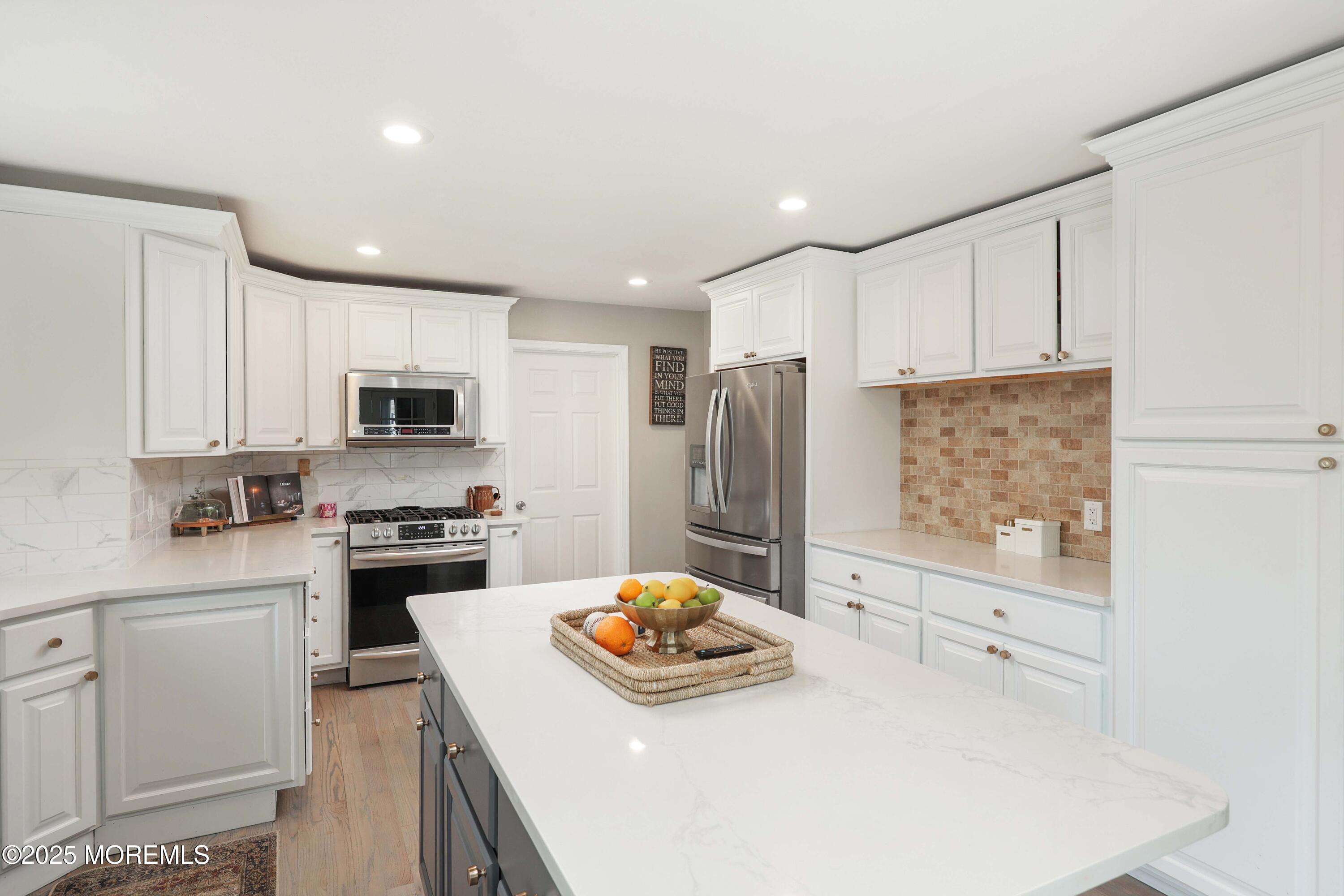 657 Bray Avenue, Port Monmouth, New Jersey image 8