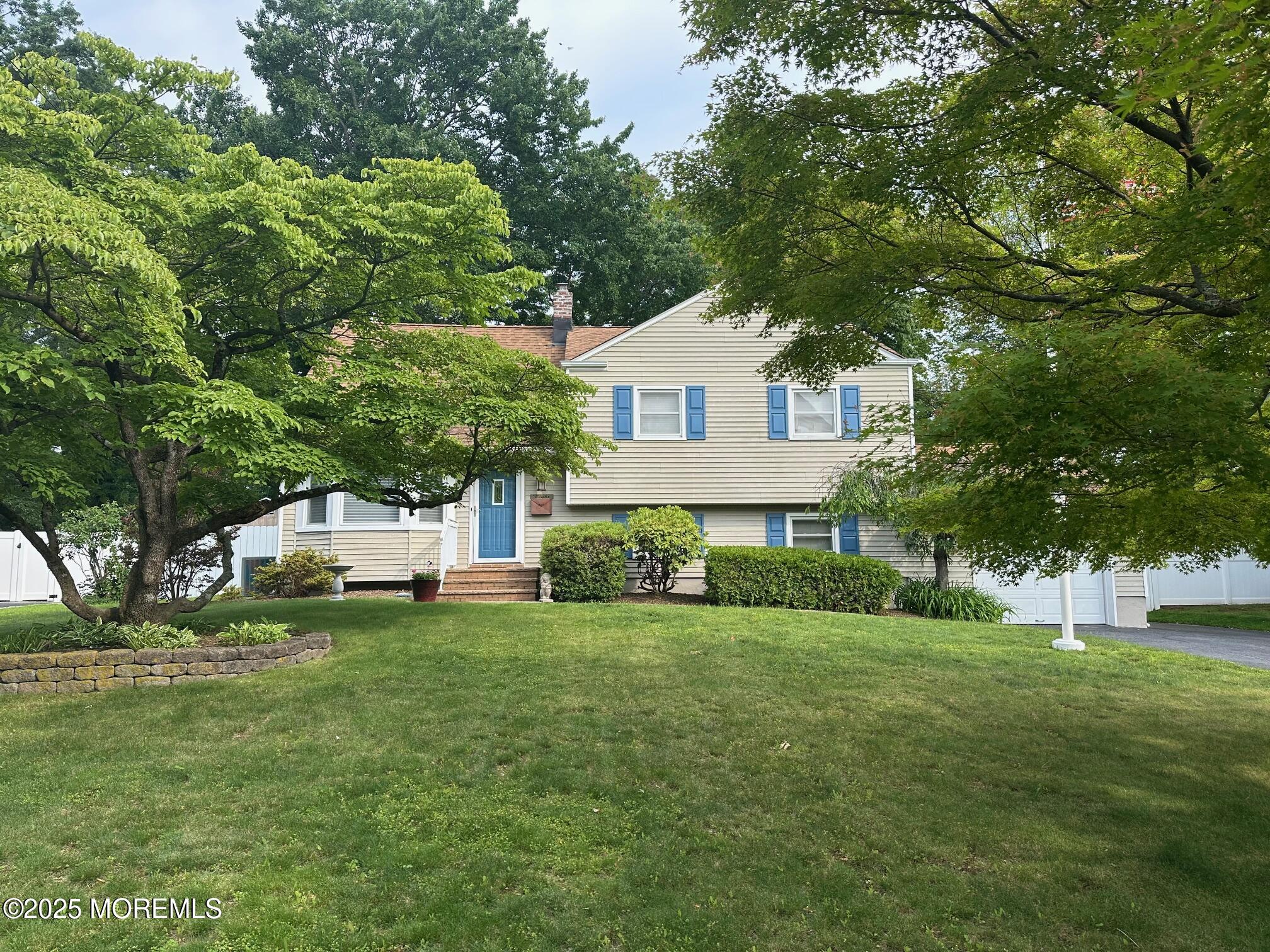 8 Millbrook Drive, New Monmouth, New Jersey image 1