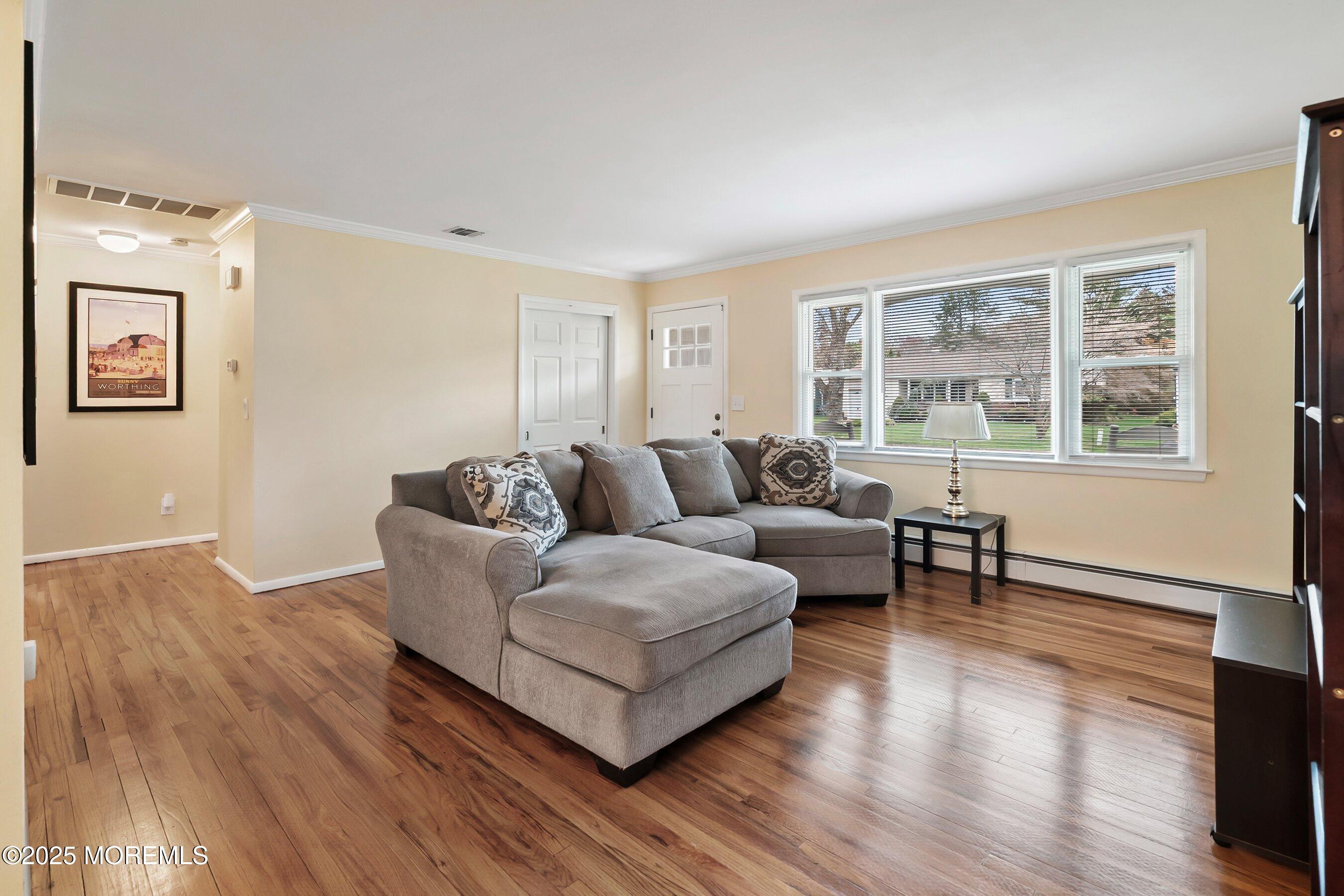 30 Edinburgh Drive, Toms River, New Jersey image 3