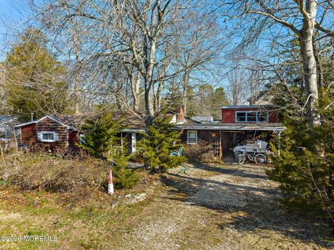 Homes For Sale - 25 Central Avenue<br/> Waretown, NJ 08758