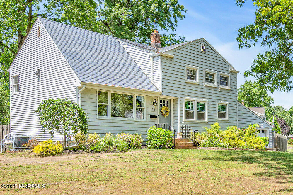 17 Maplewood Drive