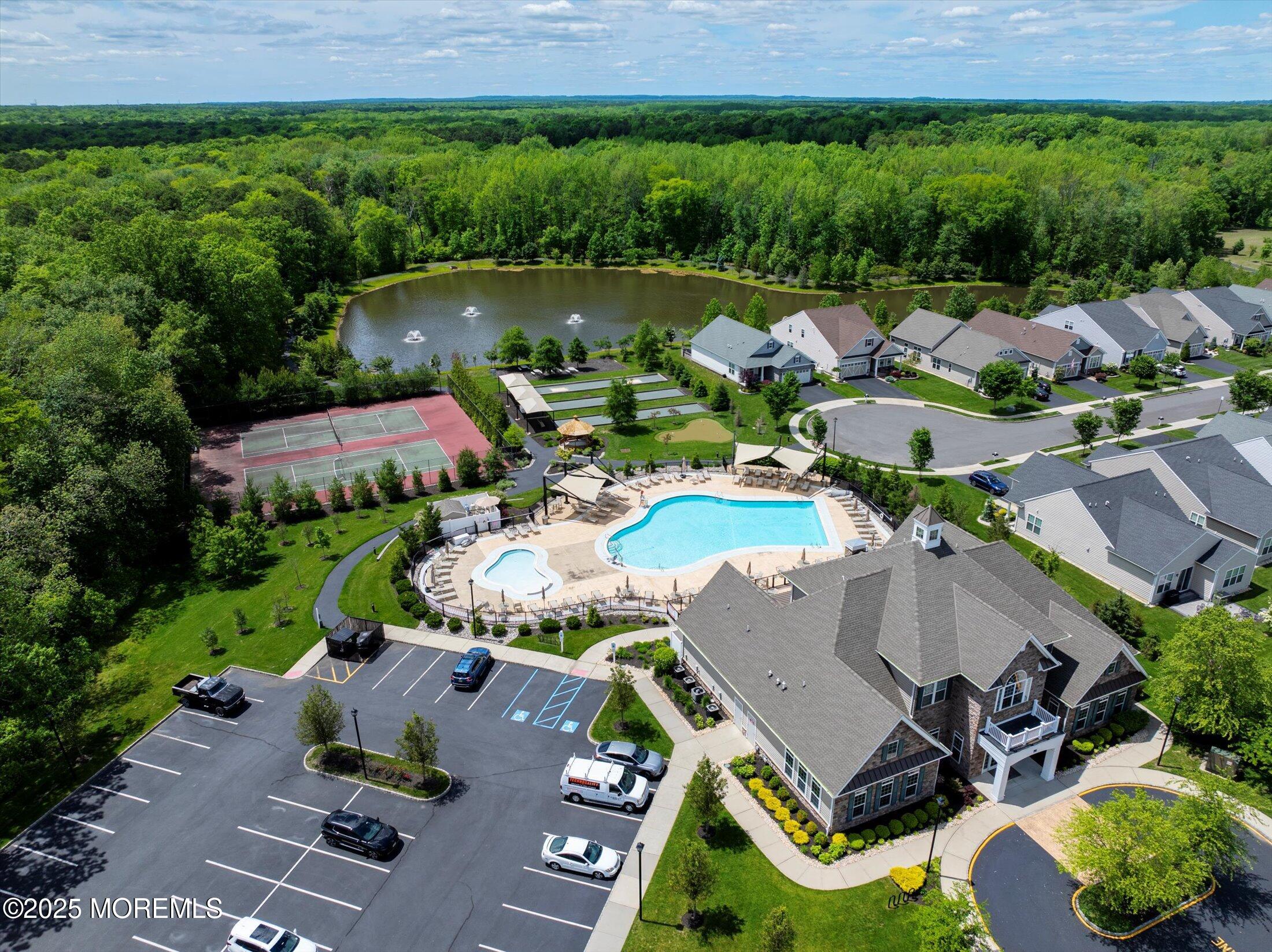 24 Moonlight Way, Howell, New Jersey image 38