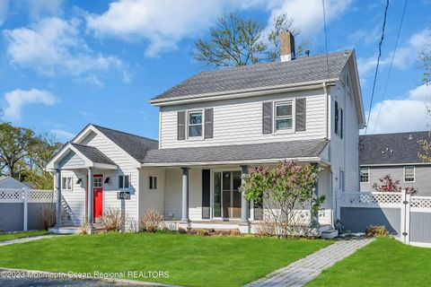 Homes For Rent - 140 Idlewood Avenue<br/> Oakhurst, NJ 07755