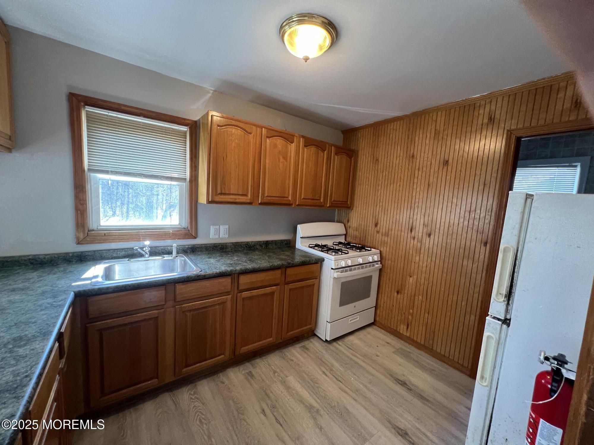 322-330 Highway 36, Hazlet, New Jersey image 17