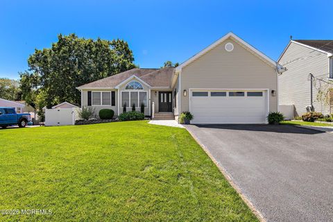 Photo of 117 Bowline Road, Manahawkin, NJ 08050 (MLS # 22610168)