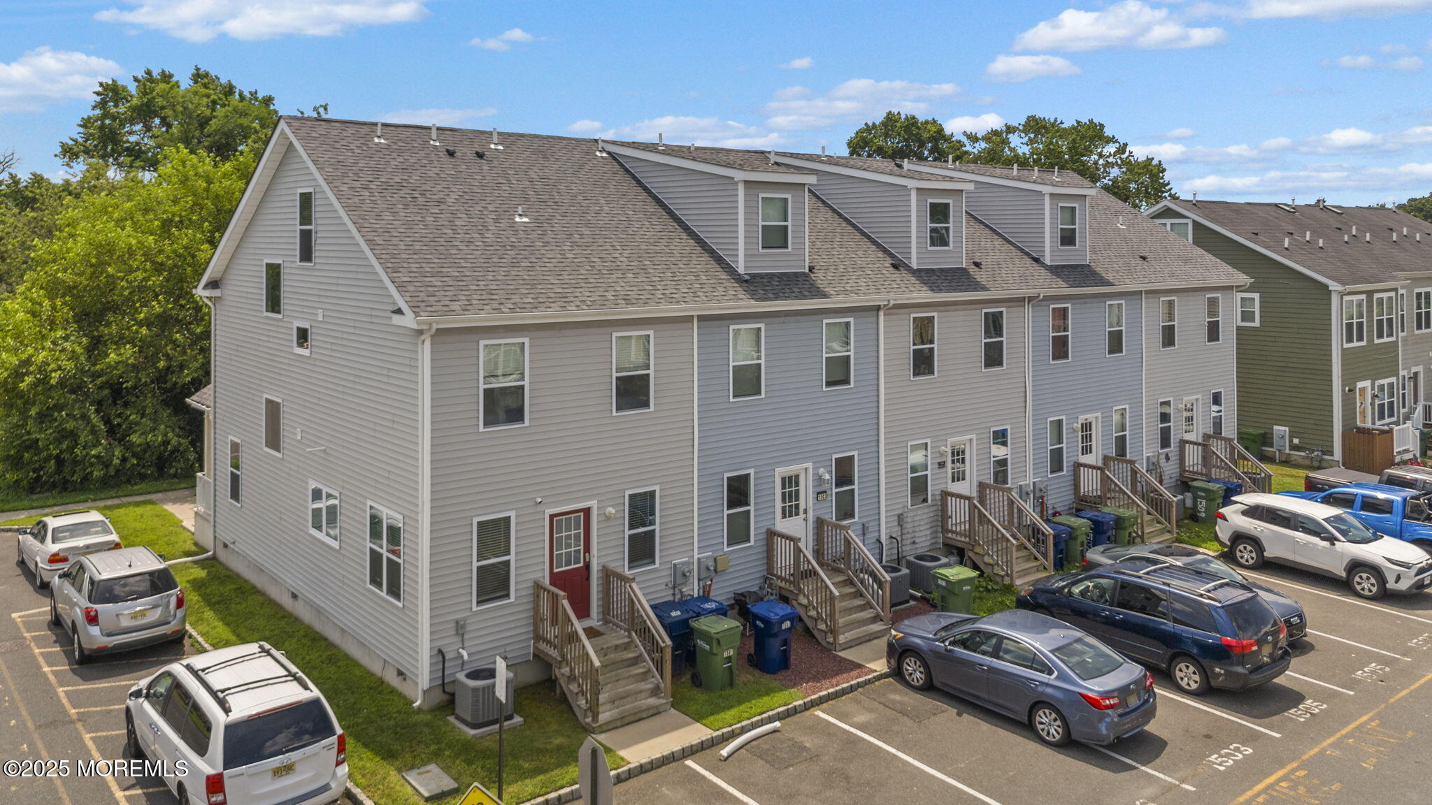1501 Cherry Lane
