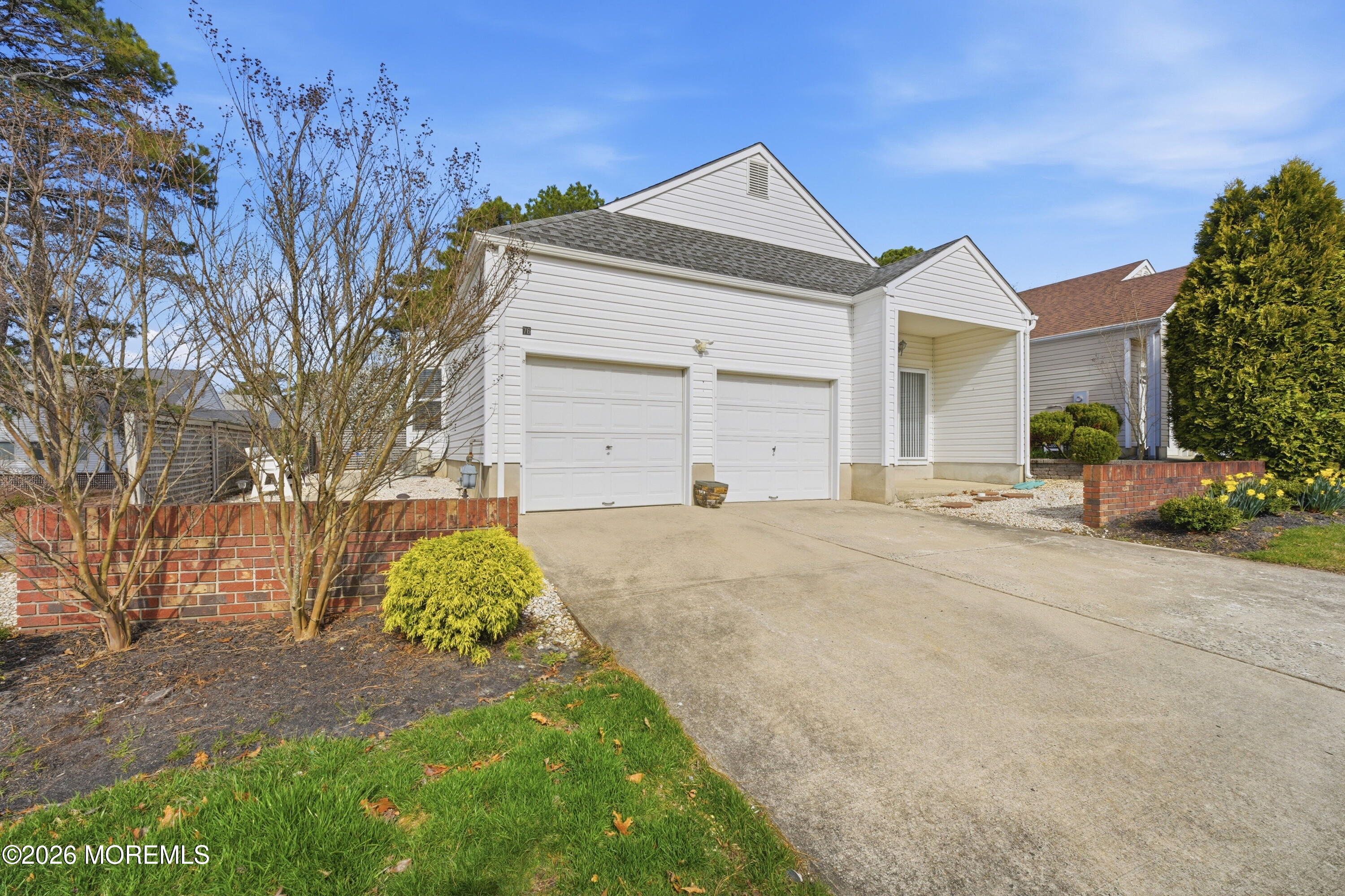 76 Summerhill Drive