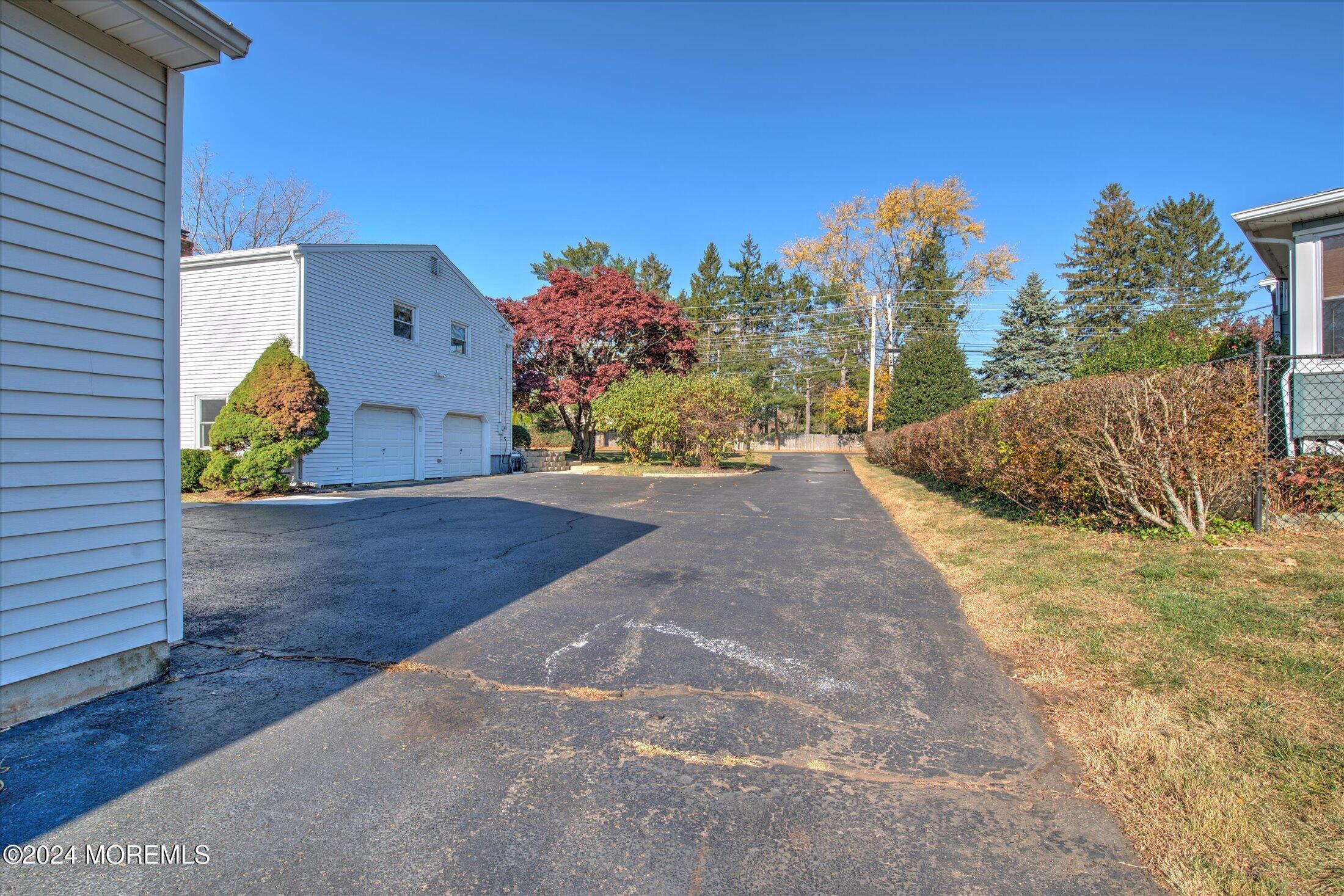 509 Newman Springs Road, Lincroft, New Jersey image 44