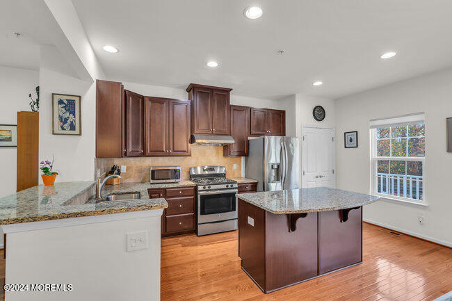 77 Phillip E. Frank Way, Aberdeen, New Jersey image 15