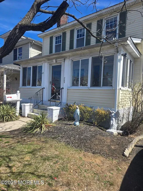 209 Broadway, Keyport, NJ 07735 - MLS#: 22509284