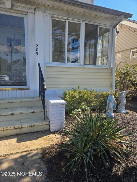 209 Broadway, Keyport, NJ 07735 - MLS#: 22509284
