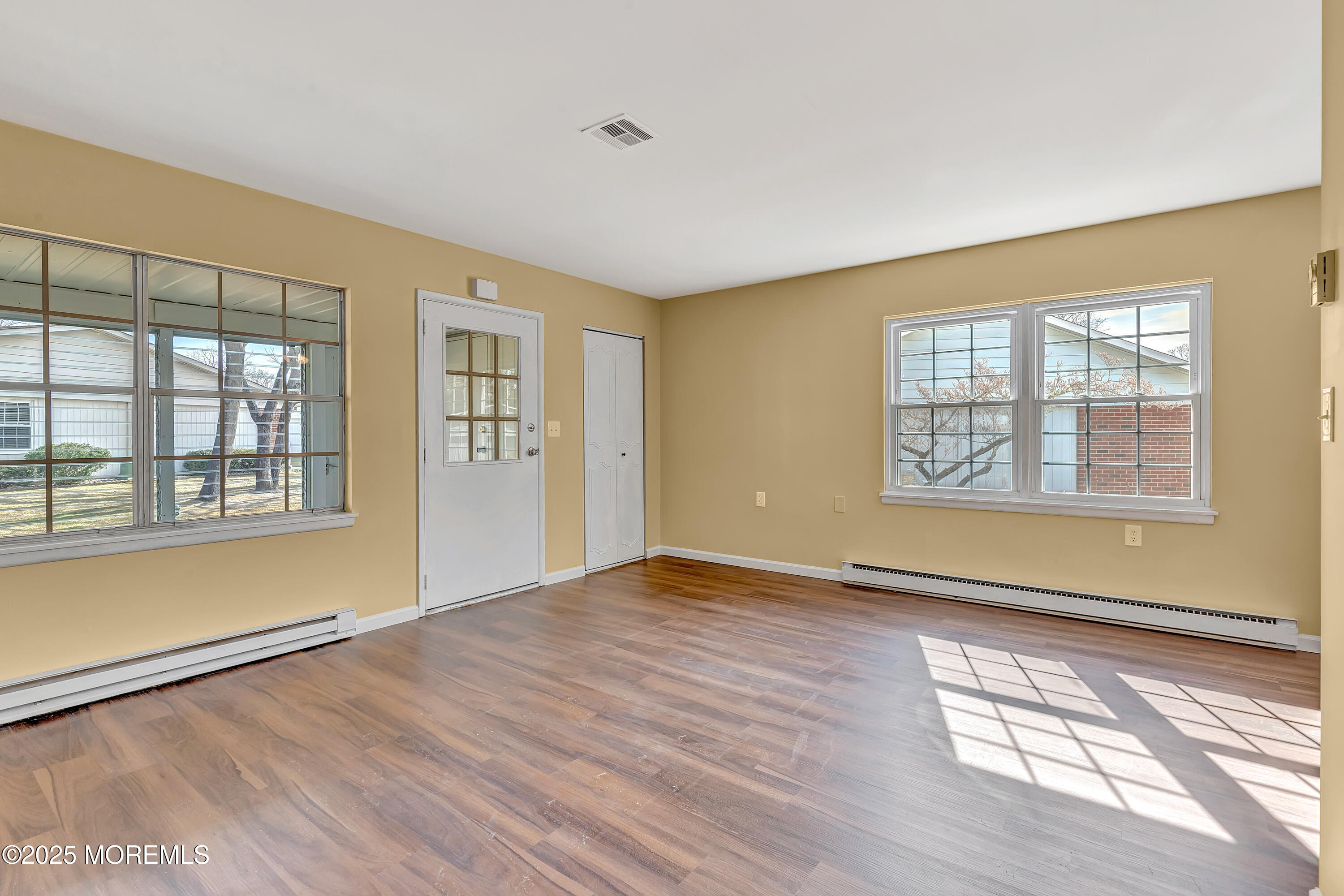 885A Inverness Court, Lakewood, New Jersey image 10