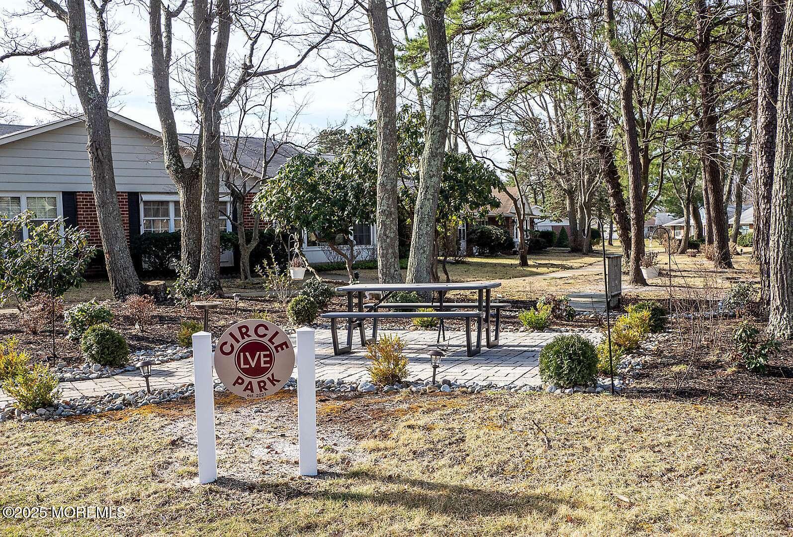 885A Inverness Court, Lakewood, New Jersey image 31