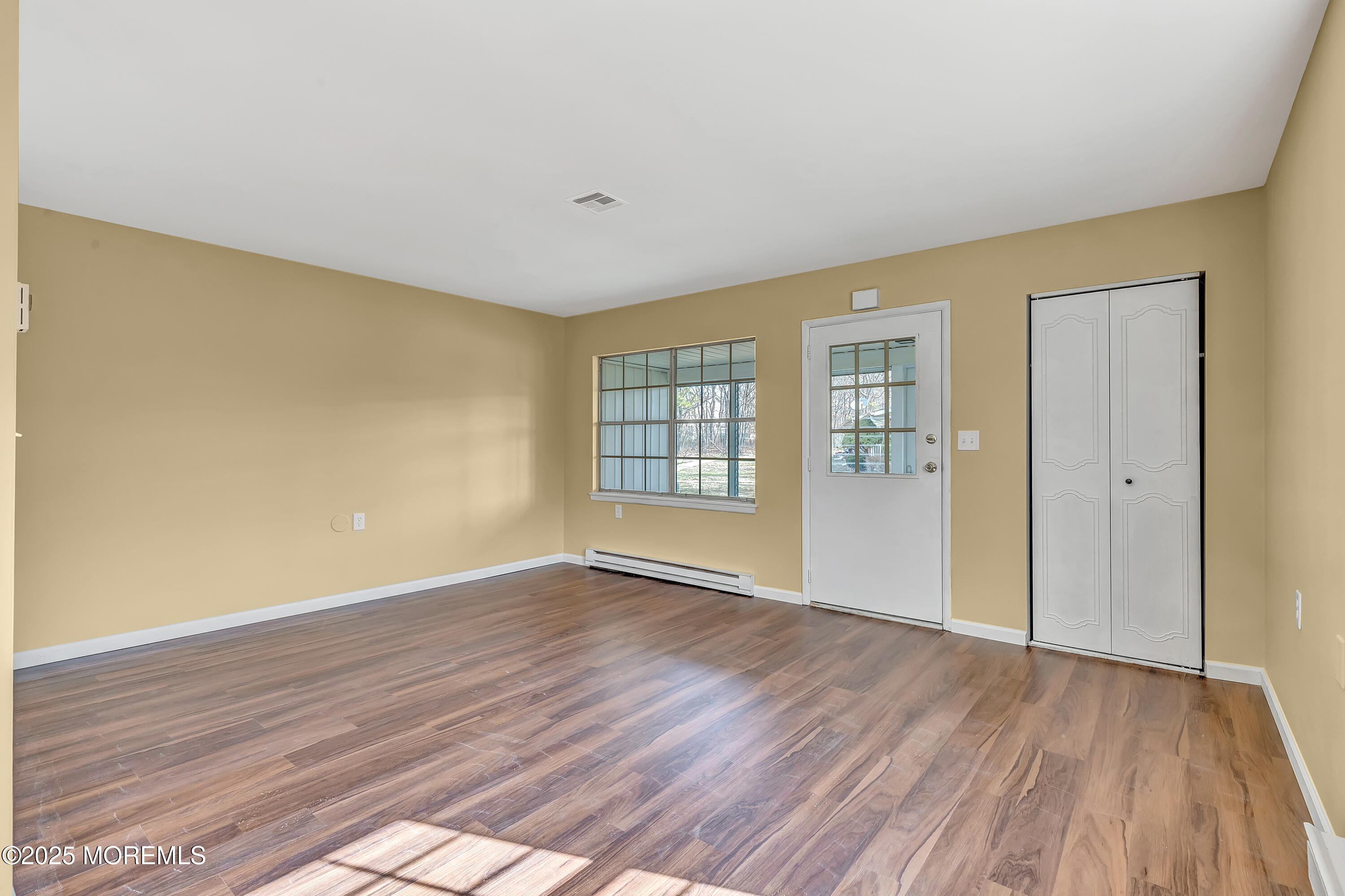 885A Inverness Court, Lakewood, New Jersey image 9