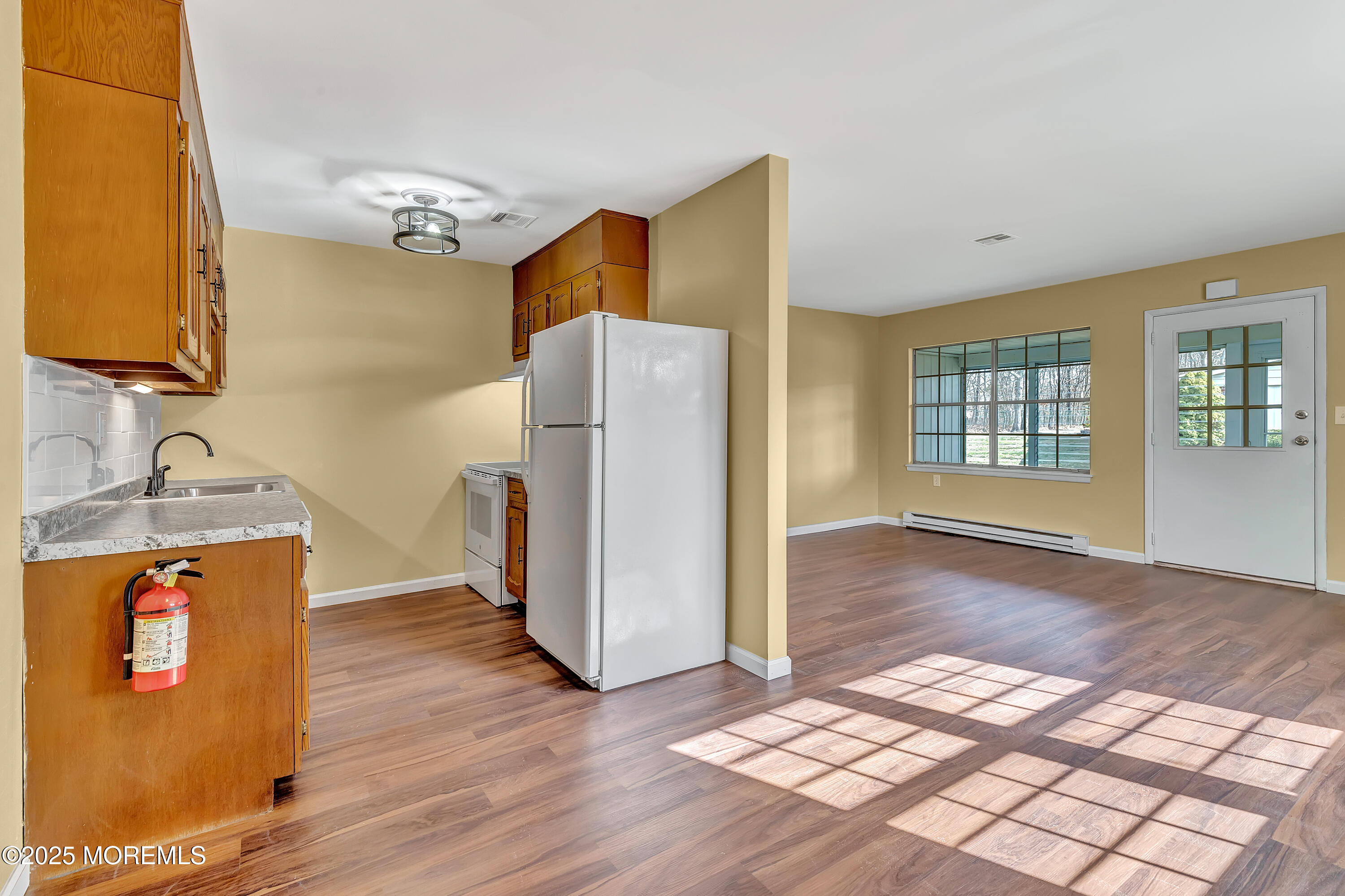 885A Inverness Court, Lakewood, New Jersey image 15