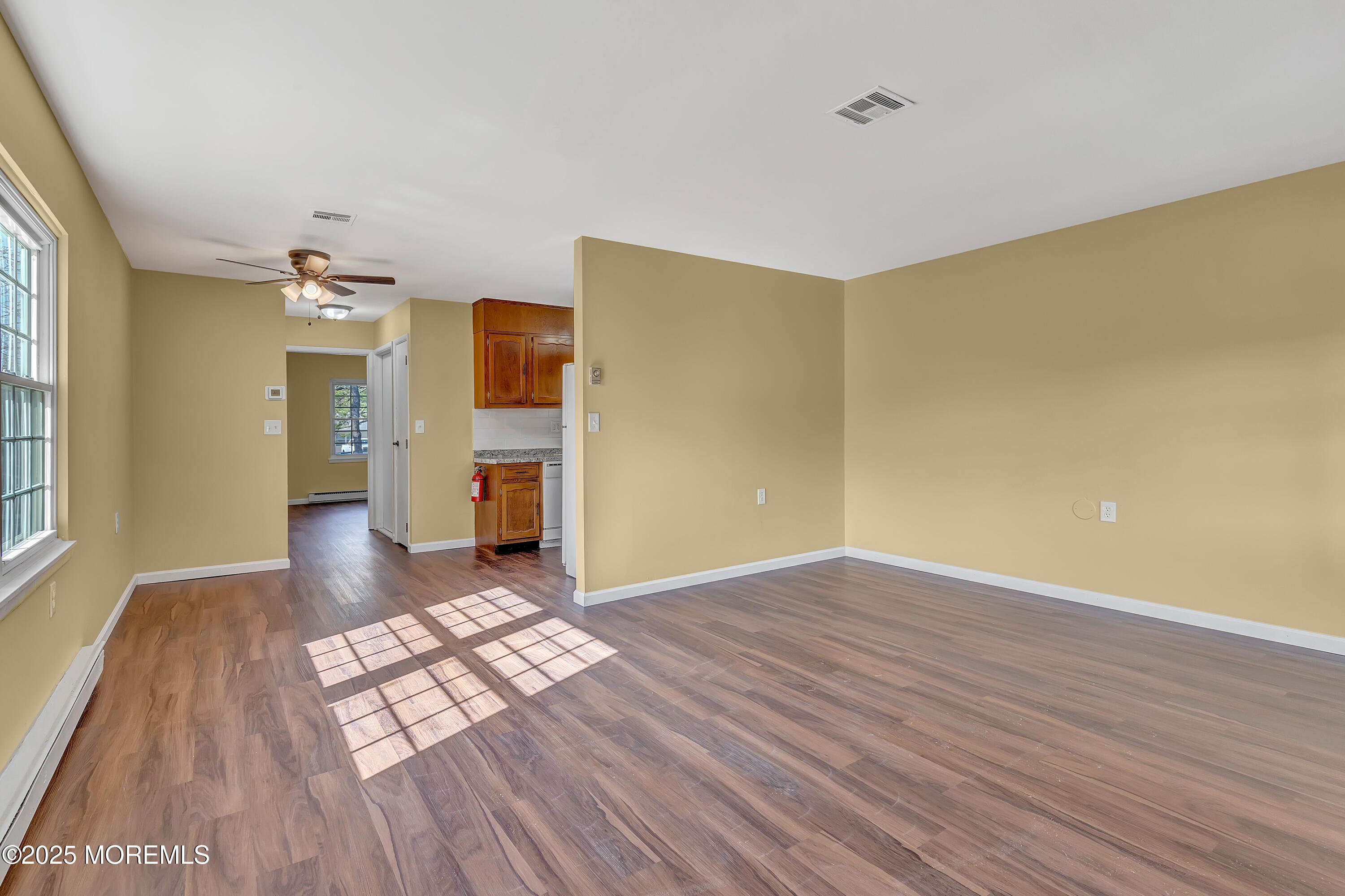 885A Inverness Court, Lakewood, New Jersey image 8
