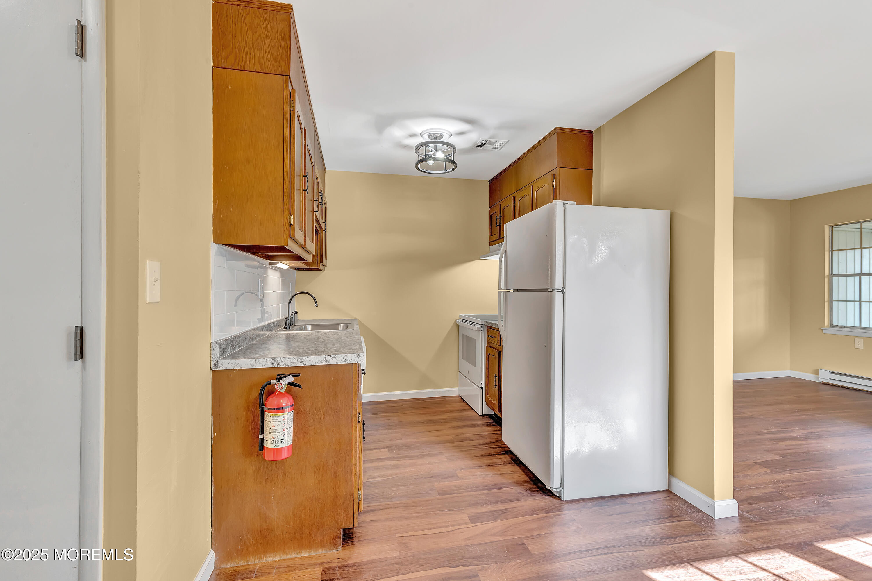 885A Inverness Court, Lakewood, New Jersey image 18