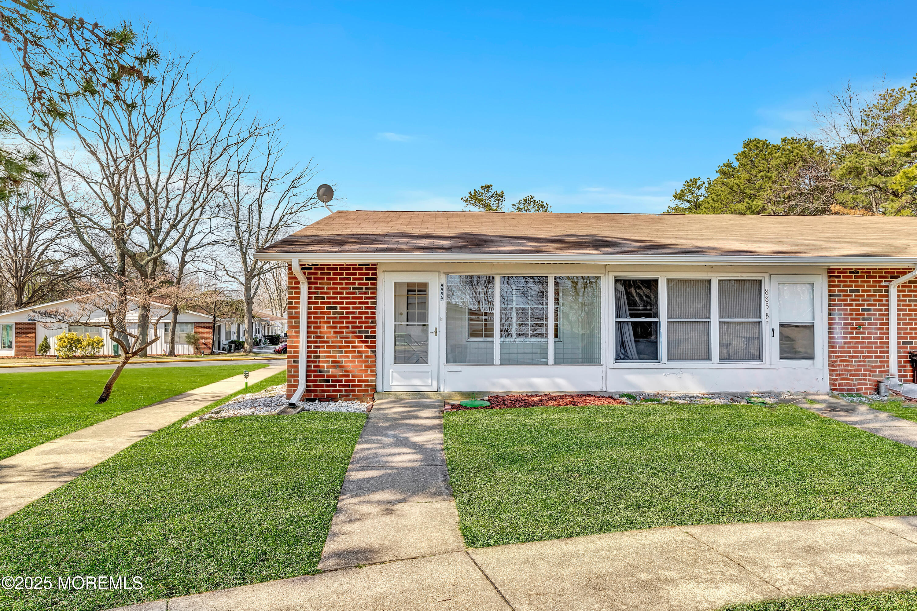 885A Inverness Court, Lakewood, New Jersey image 3