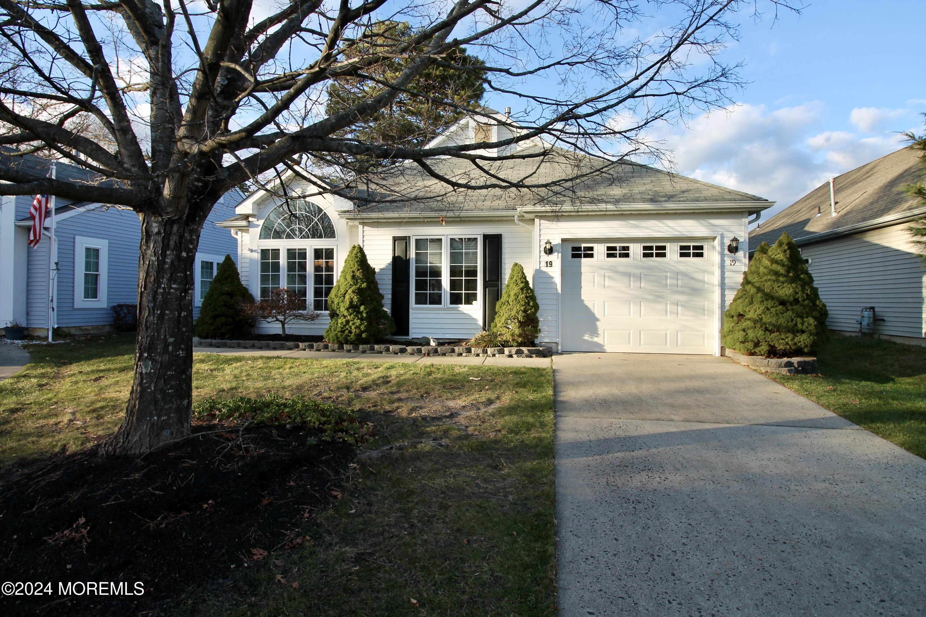 19 Kildare Lane, Jackson, New Jersey image 2