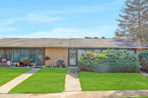 20 Yorkshire Court Unit E, Manchester, NJ 08759 - #: 22601508