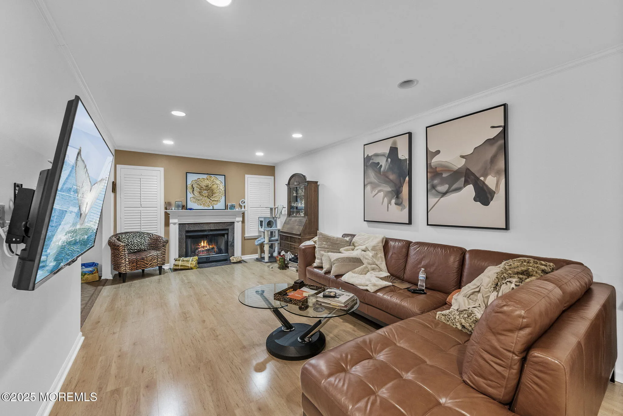 Manalapan, New Jersey 07726, United States, 3 Bedrooms Bedrooms, ,4 BathroomsBathrooms,Residential,Coming Soon,97929