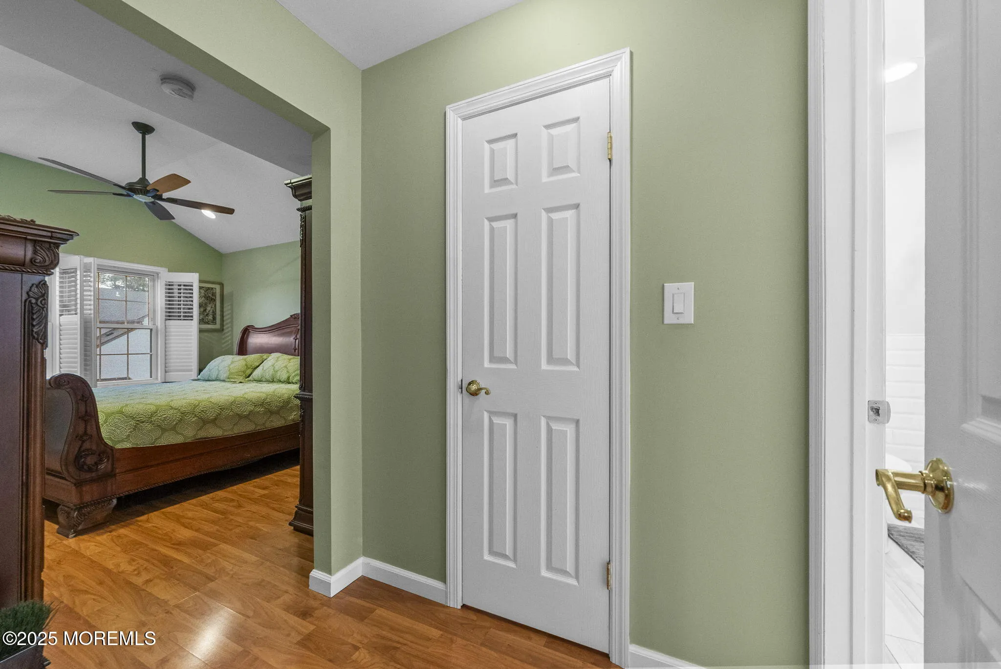 Manalapan, New Jersey 07726, United States, 3 Bedrooms Bedrooms, ,4 BathroomsBathrooms,Residential,Coming Soon,97929