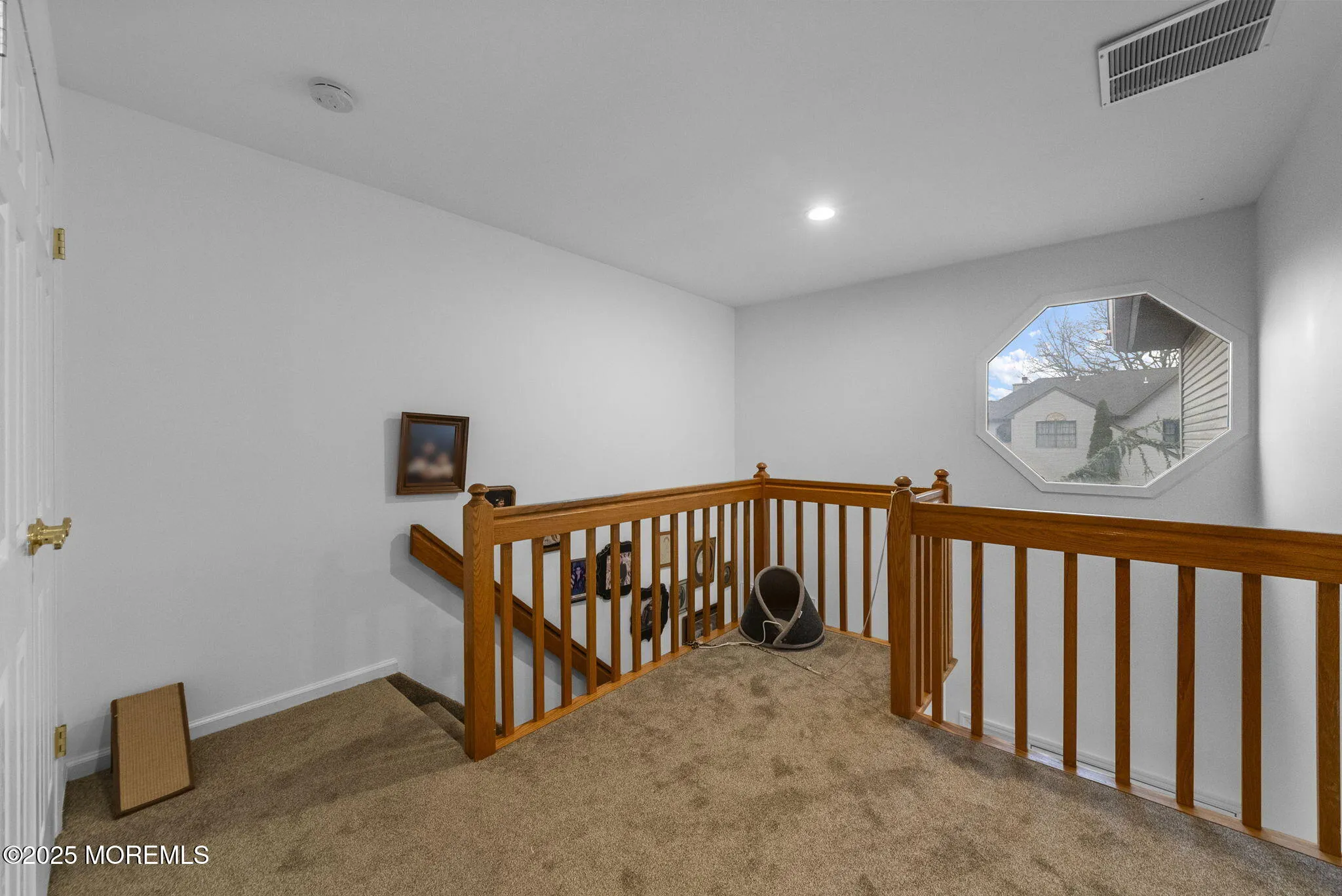 Manalapan, New Jersey 07726, United States, 3 Bedrooms Bedrooms, ,4 BathroomsBathrooms,Residential,Coming Soon,97929